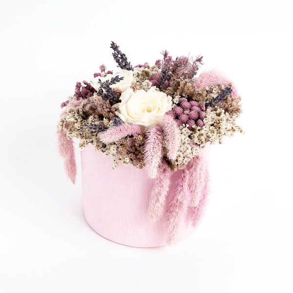 Cesta em rosa seco